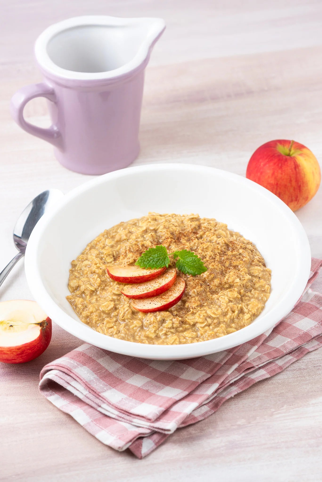 Havregrød med æble og kanel