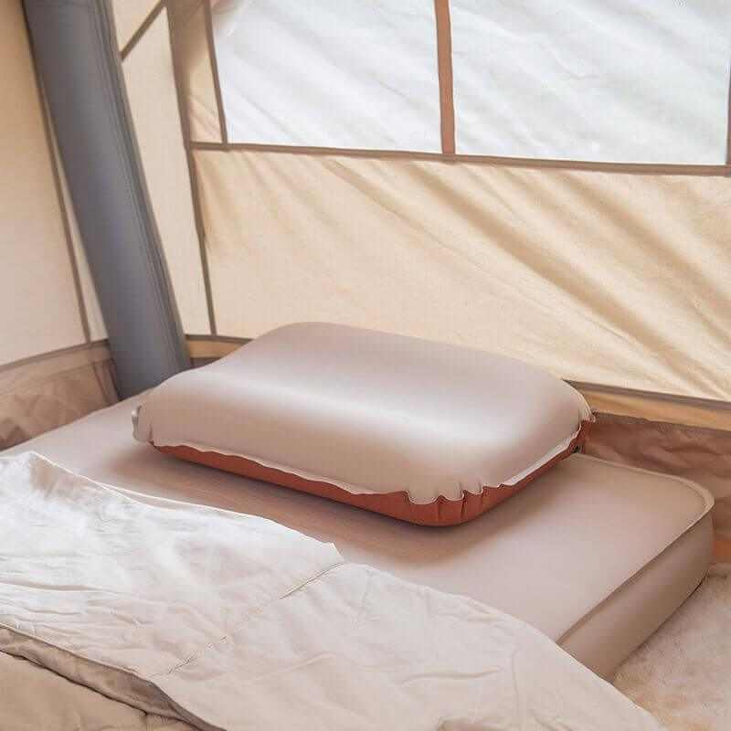 Selvoppustelig hovedpude fra Tipii i telt, blødt materiale, justerbar størrelse for camping og rejser.